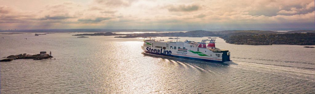 De Stena Scandinavica onderweg tussen Kiel en Göteborg