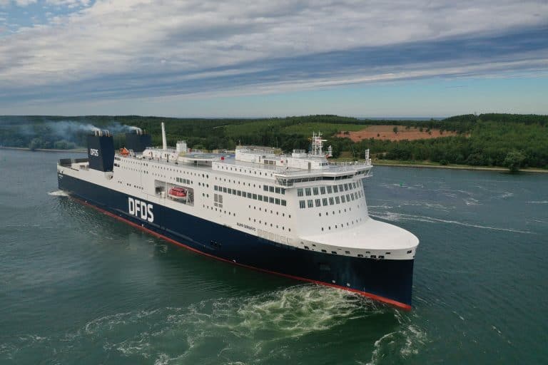 ferry Aura Seaways op weg van Kiel naar Klaipeda