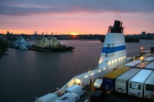 Met eigen auto en ferry naar Baltische Staten